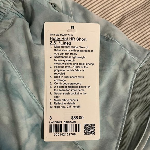 Lululemon Hotty Hot Short High Rise 2.5" Size 8 - Picture 4 of 5